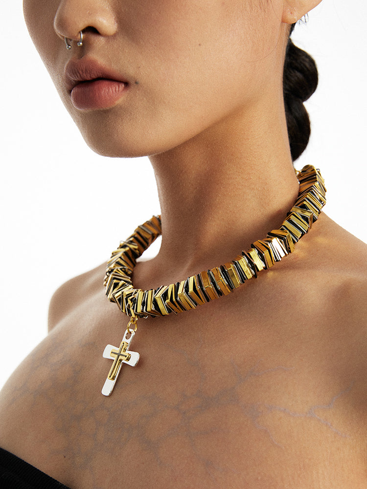 Handmade Gold Cross Contrast Color Necklace
