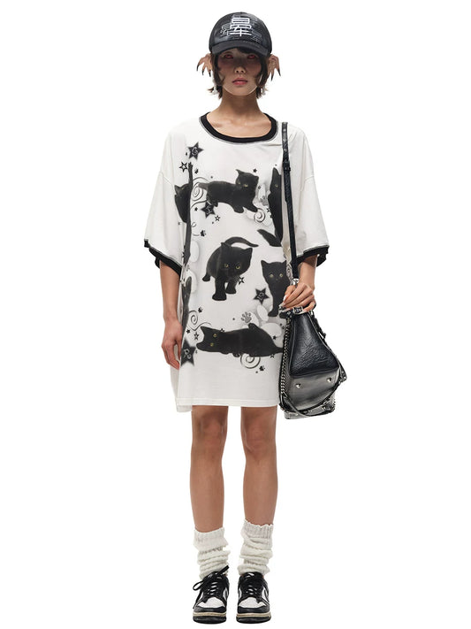 CFIERCE Black Cat Print Oversized T-Shirt - oversized black cat print tee model front