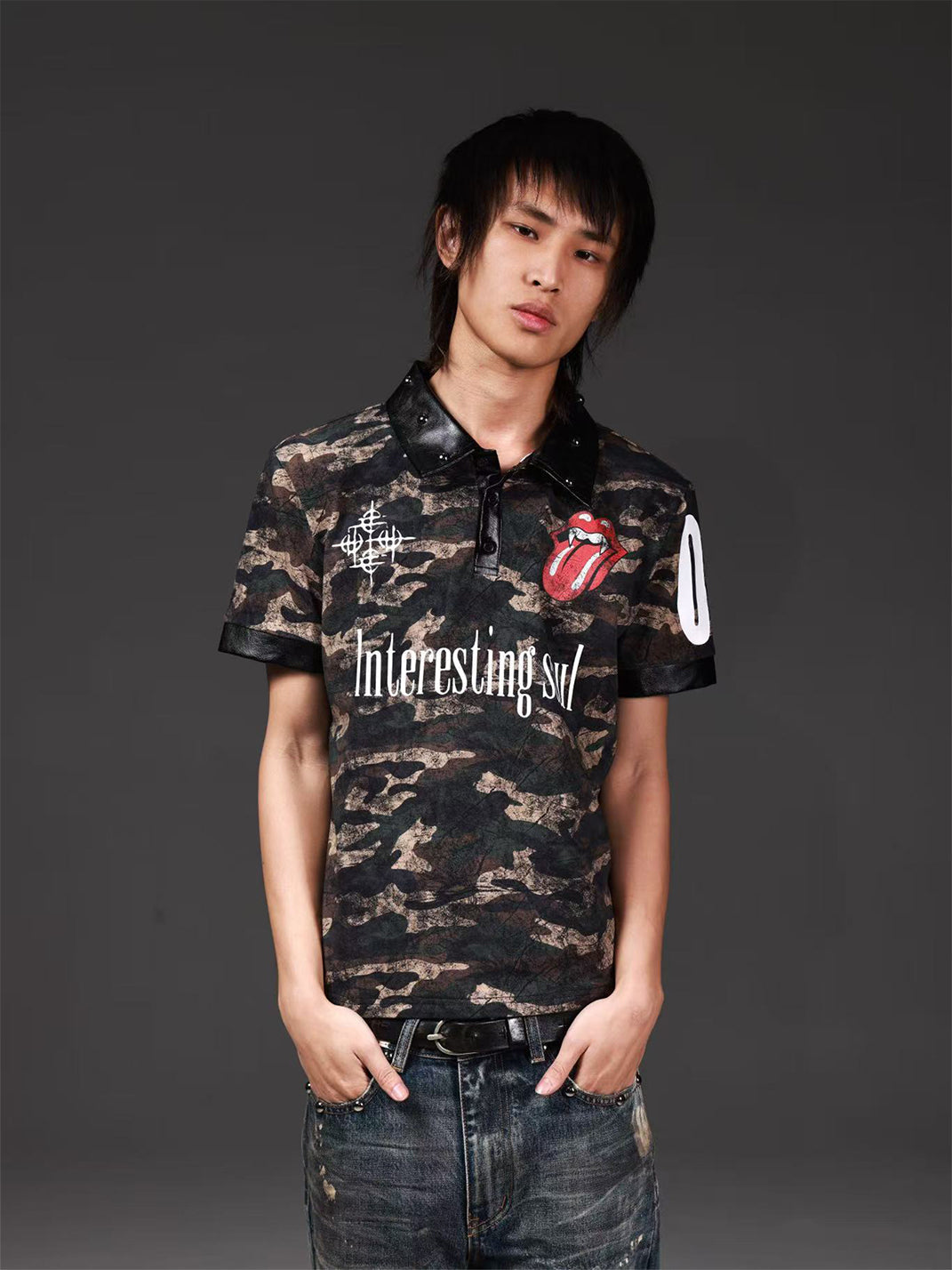 DETW Silver Hot Stamping Tongue Graphic Leather Spliced Rivet Polo T-Shirt - view 2