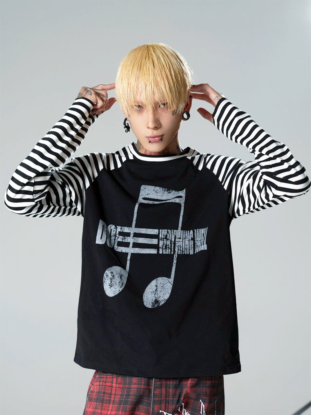 DETW Musical Note Striped Raglan-Sleeve Tee - view 2