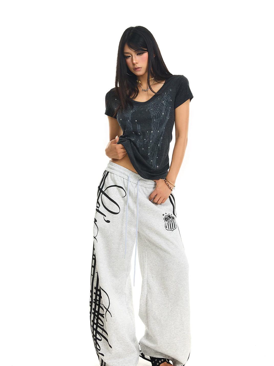 JHYWZD V-Neck Crystal T-Shirt - view 3