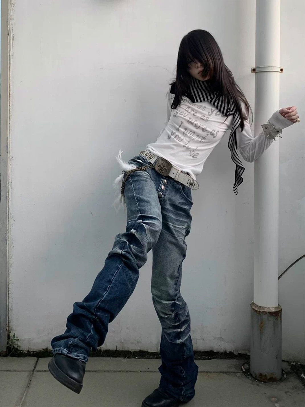noEmosen Cracked 3D Curved Edge Misty Jeans - view 4
