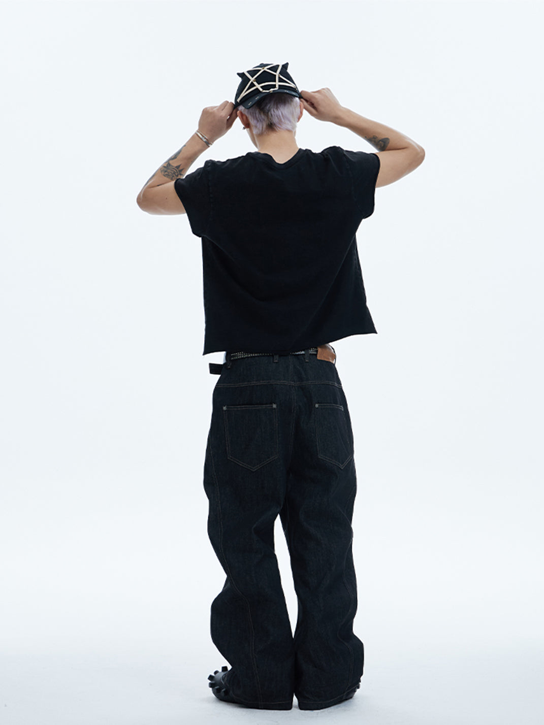 DND4DES Curved Diagonal Button Fly Baggy Raw Jeans - view 4