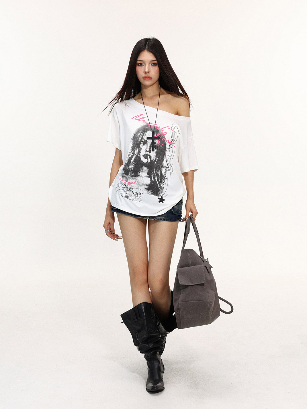 BIGGOLD Portrait Print Off-Shoulder T-Shirt - view 4