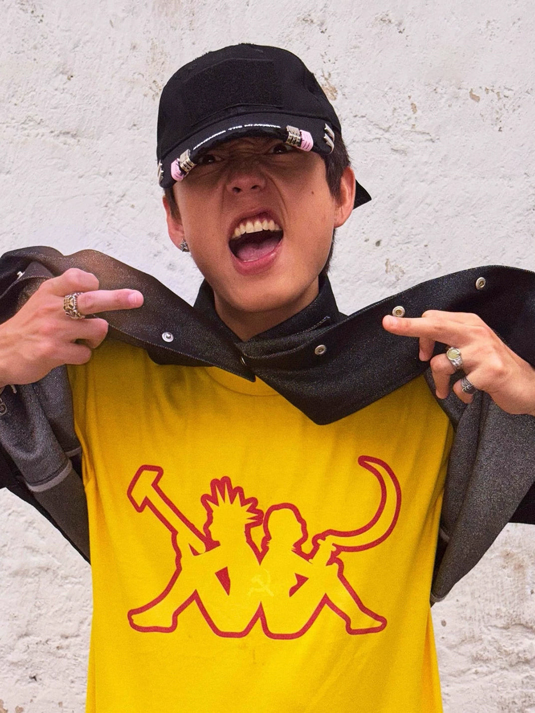 Feex(u) "SOCIALISM Hammer and Sickle" Tee - view 5
