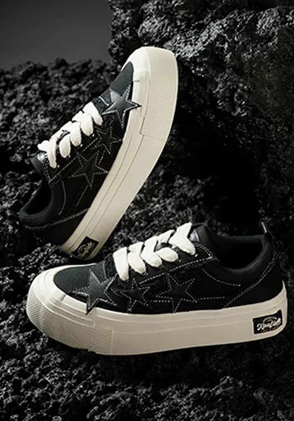 KAALIXTO Star Canvas Sneakers - Black - view 6
