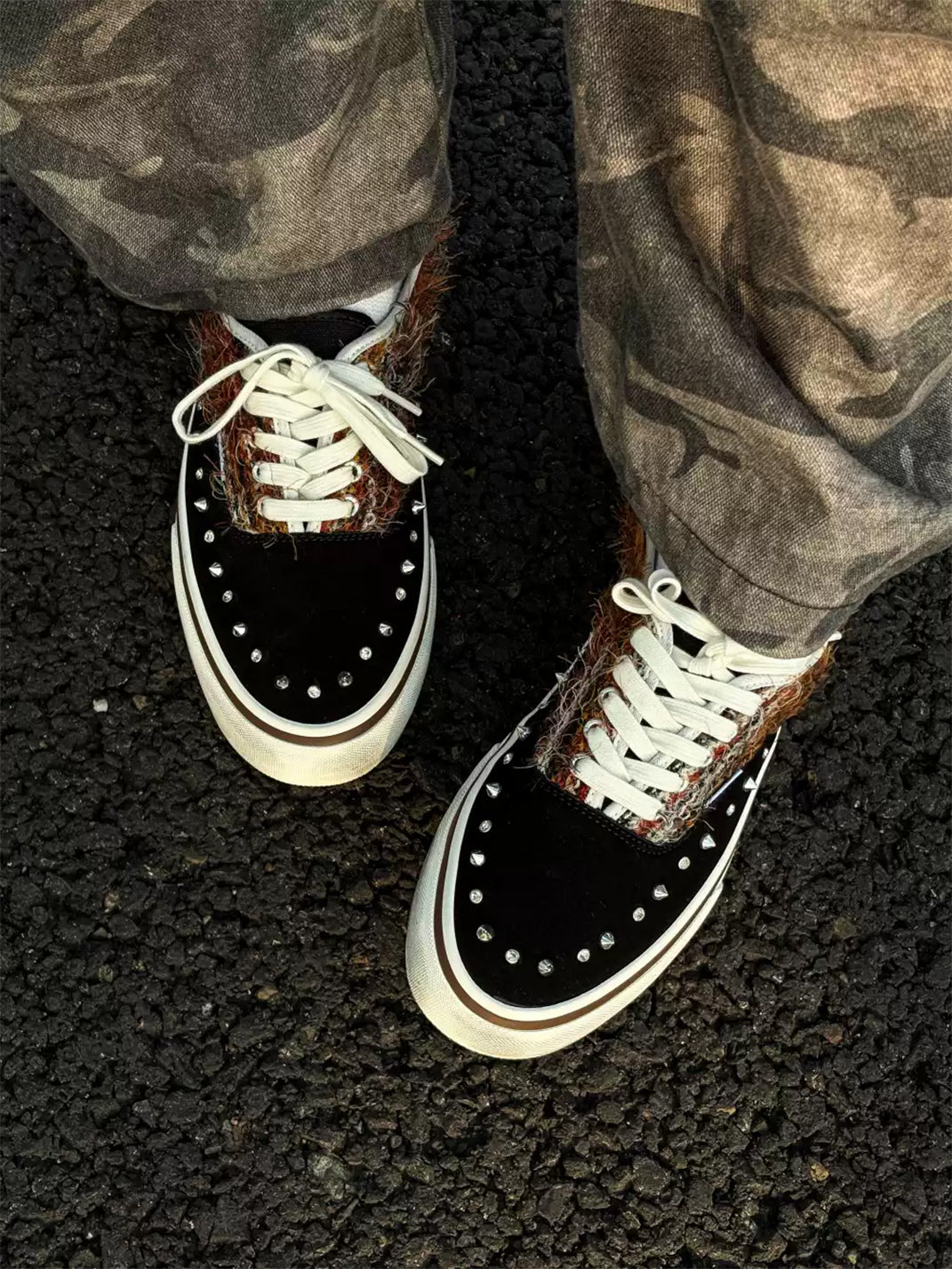 ZDZZFT Studded Rhinestone Mohair Punk Distressed Low-Cut Sneakers - view 7