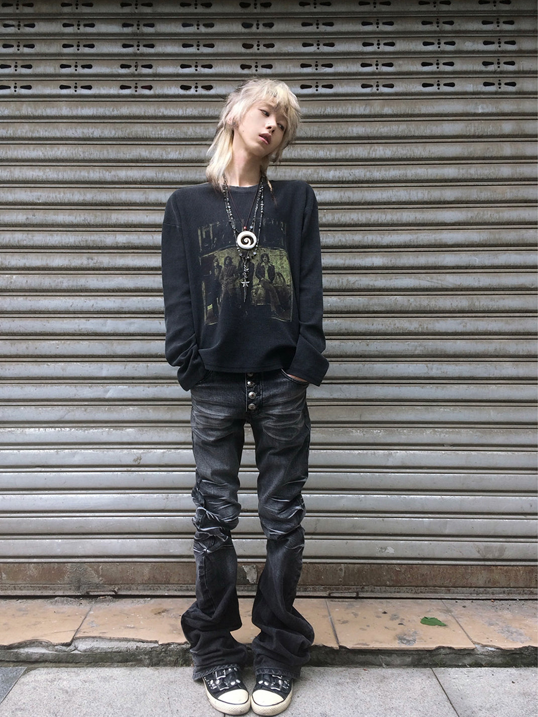 noEmosen Cracked 3D Curved Edge Misty Jeans - view 9