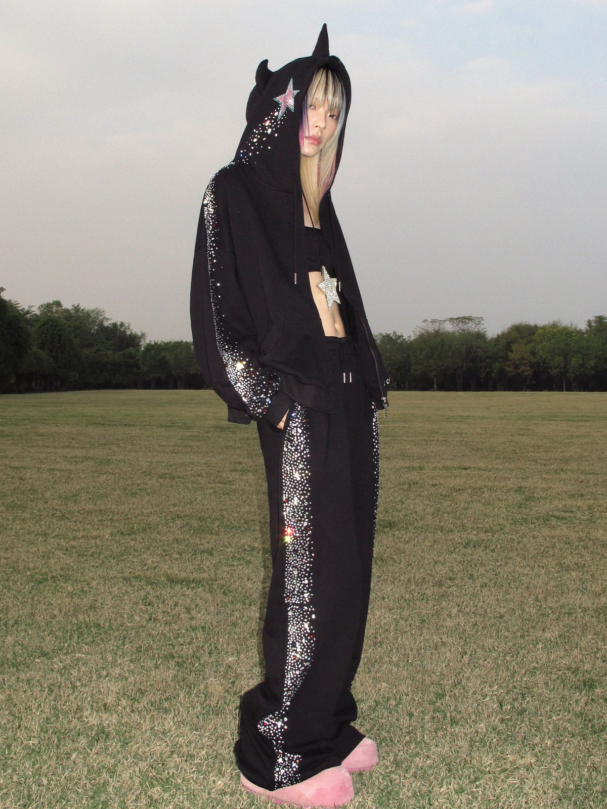 CFIERCE Crying Unicorn Rhinestone Sweatpants - view 3