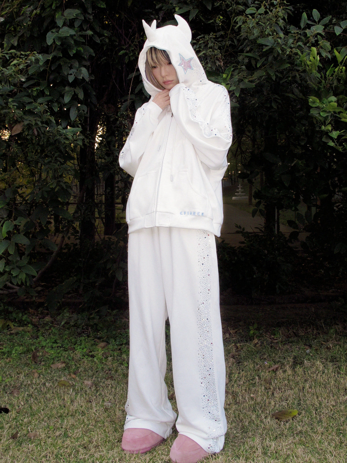 CFIERCE Crying Unicorn Rhinestone Sweatpants - view 4