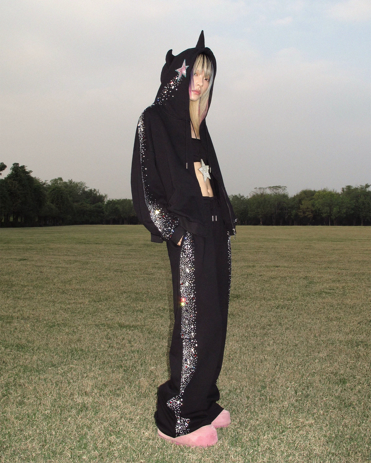 CFIERCE Crying Unicorn Rhinestone Sweatpants - view 9