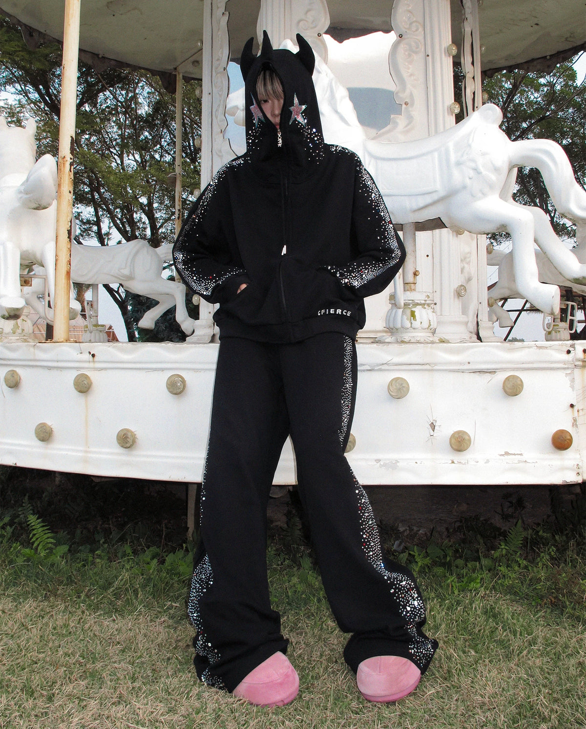 CFIERCE Crying Unicorn Rhinestone Sweatpants - view 18