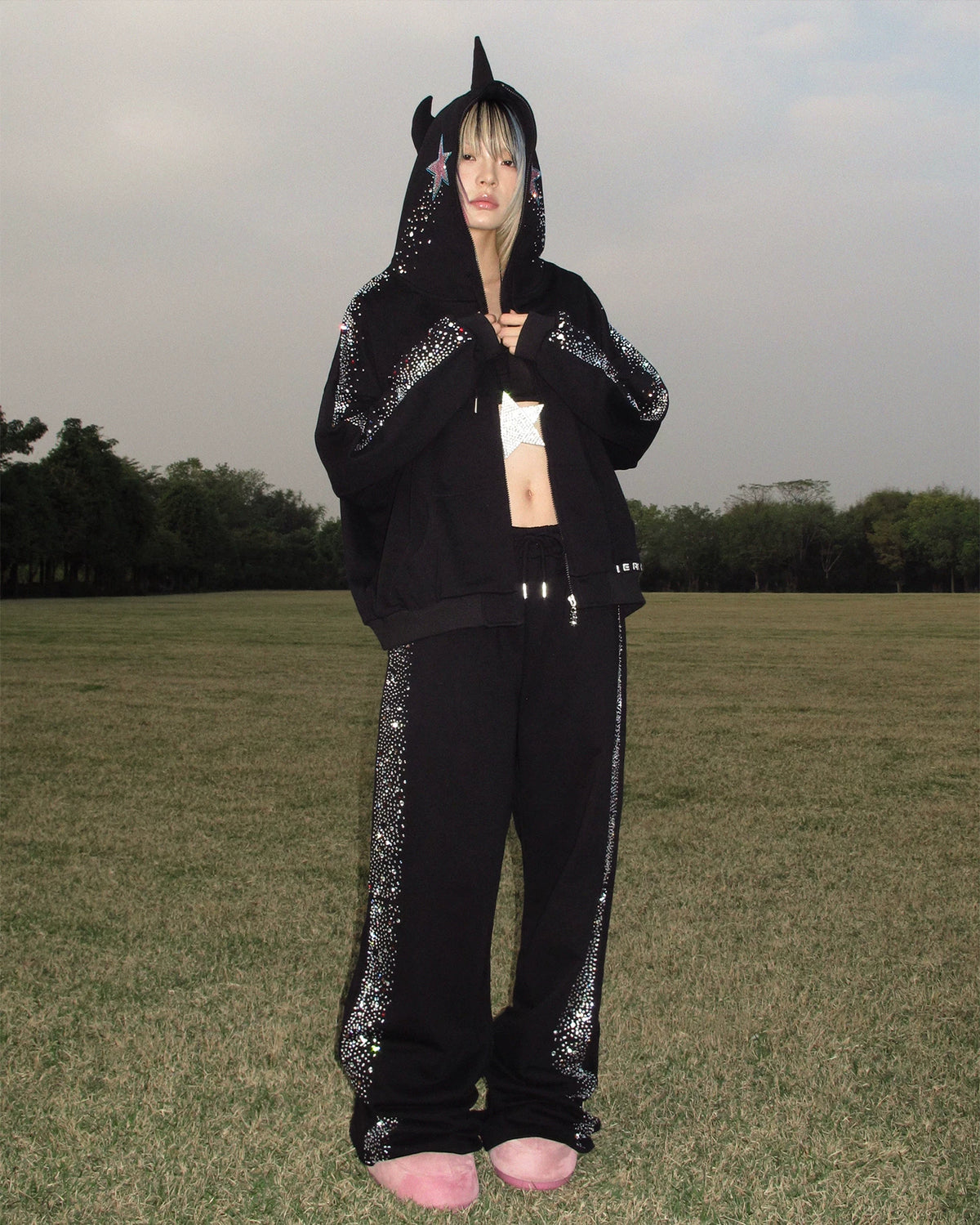 CFIERCE Crying Unicorn Rhinestone Sweatpants - view 19