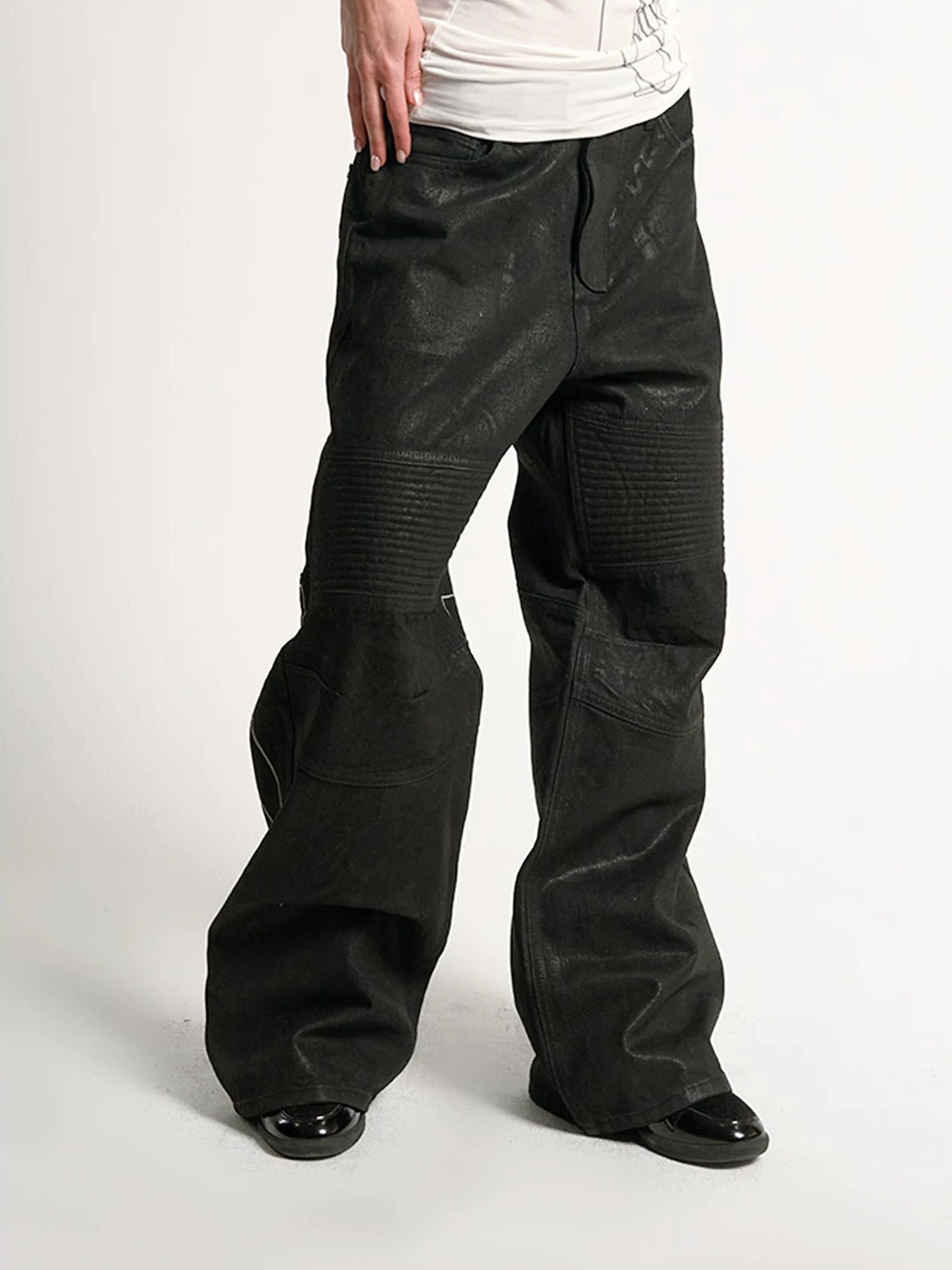 Waxed Embroidered Moto Baggy Straight Jeans - Black moto knee close-up