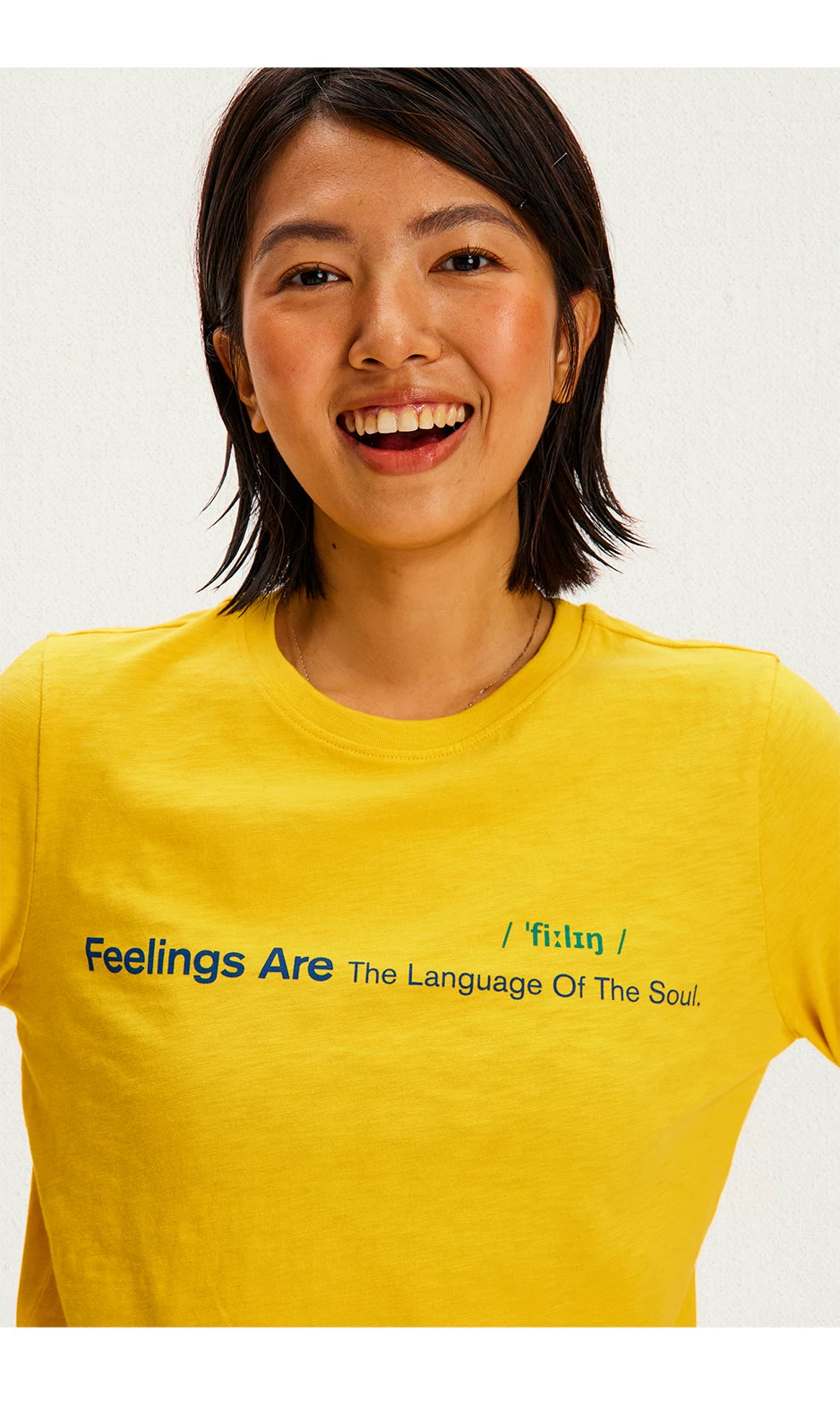 Feelings Slogan Print Slub Cotton Long Sleeve Tee - Yellow close-up
