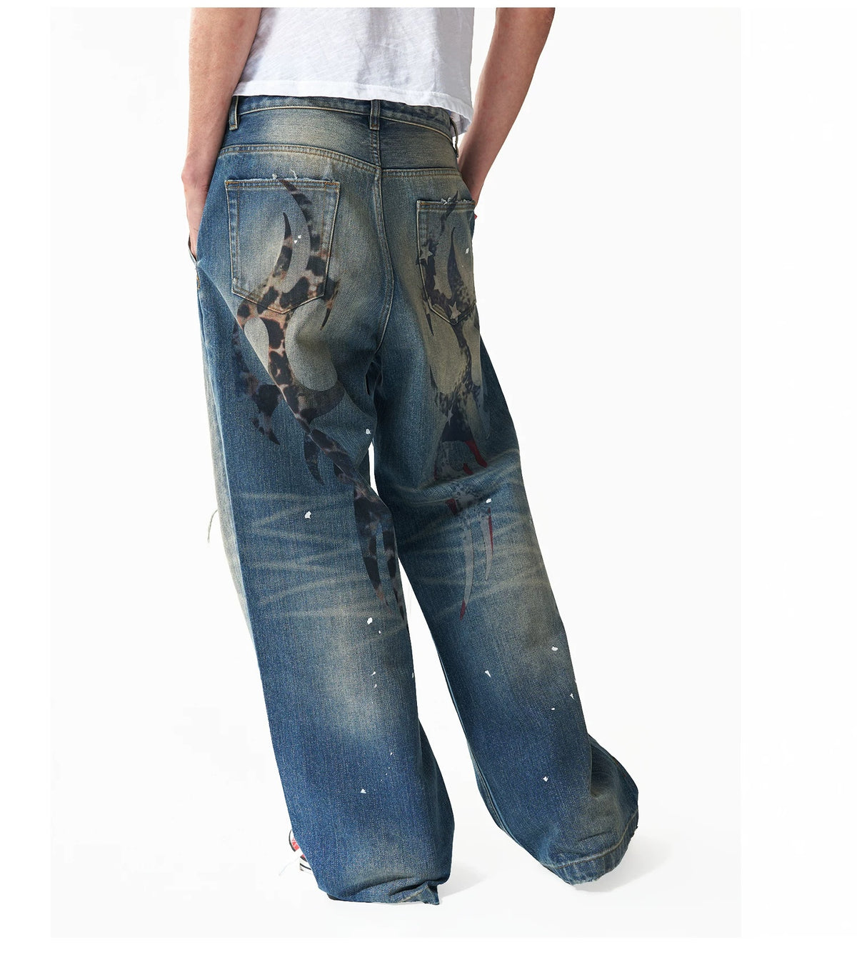 Leopard Star Flag Print Ripped Baggy Jeans - Back print detail