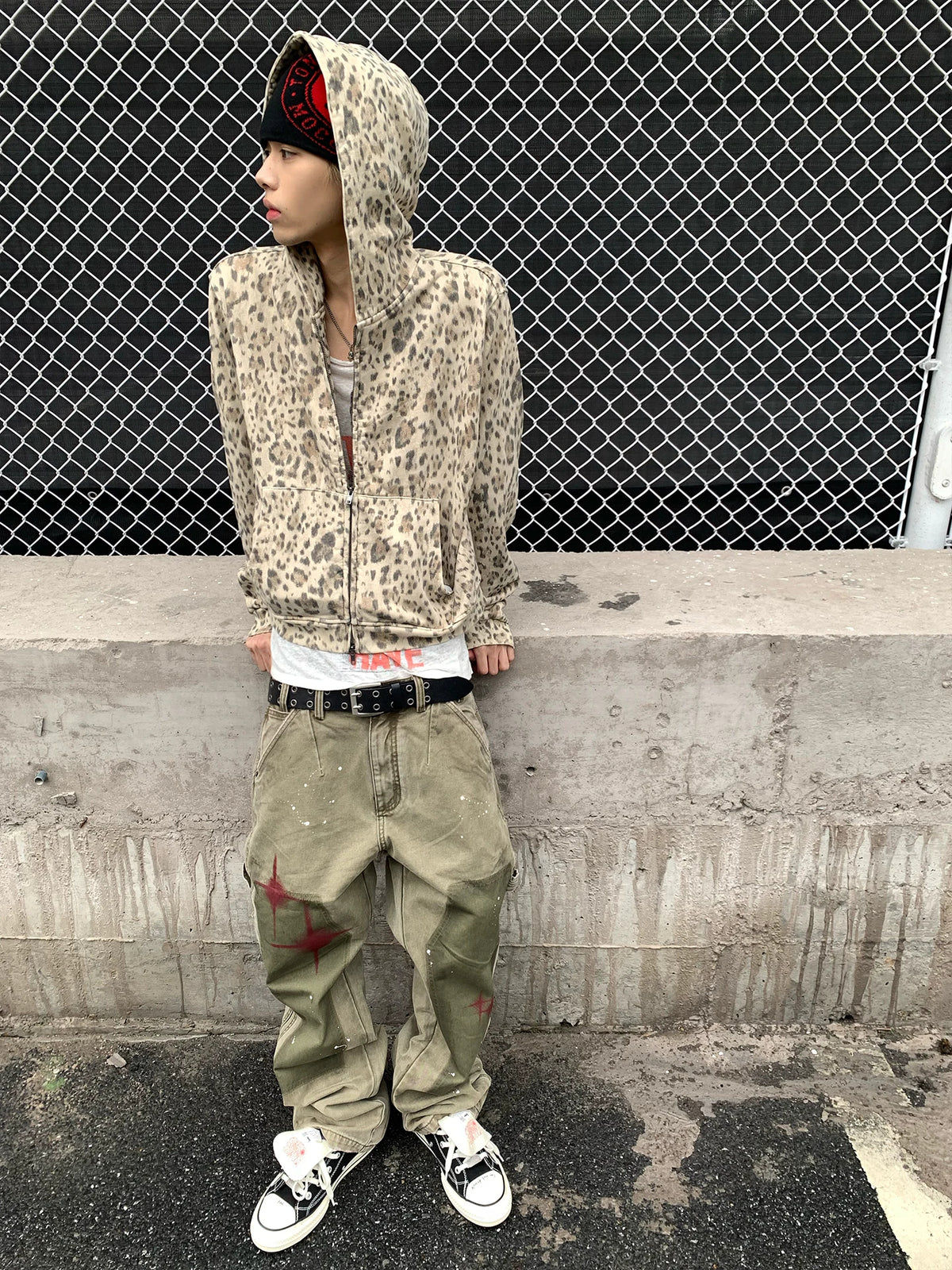 Washed Leopard Cropped Zip-Up Hoodie - street look side