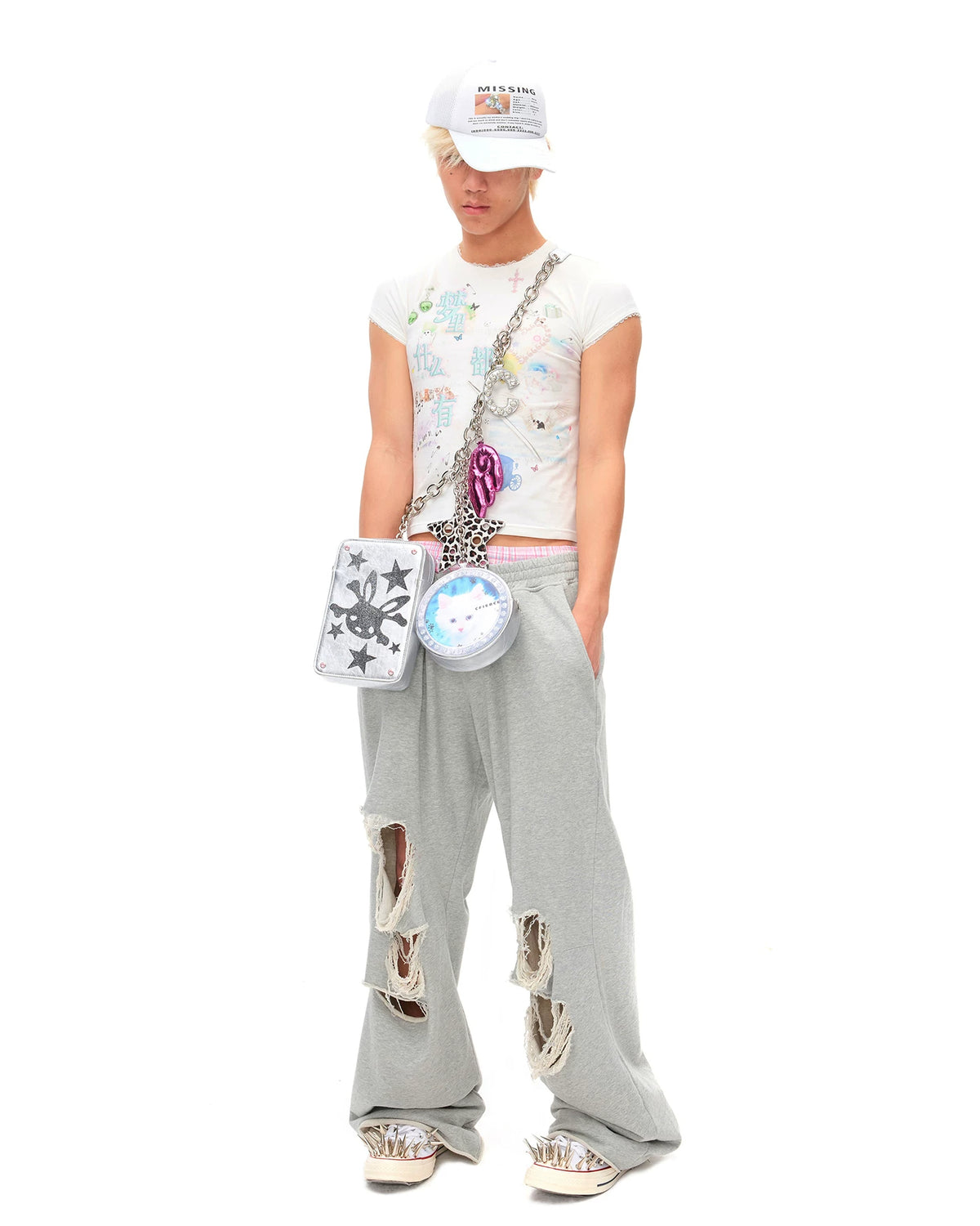 CFIERCE Dream Collage Lace-Trim Graphic T-Shirt - view 6