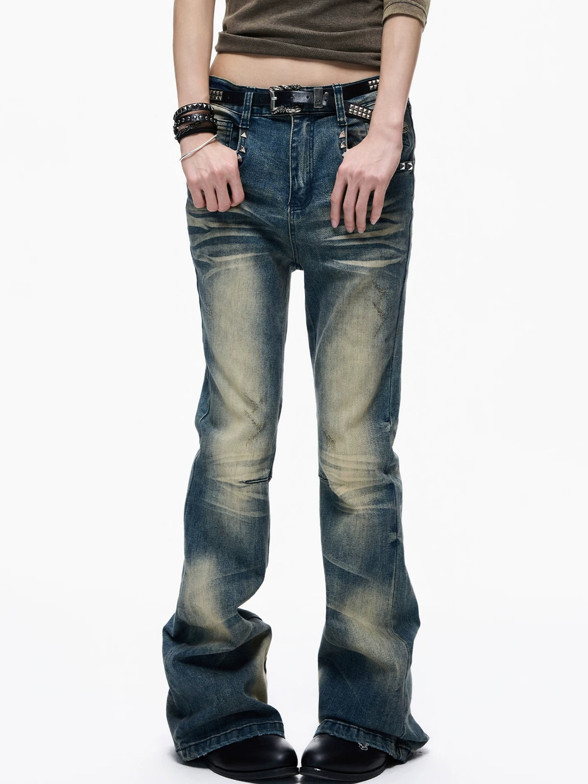 Lightinus Studded Snakeskin Pocket Flare Jeans - model look