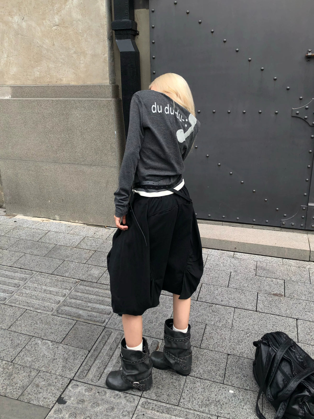 DETW Striped Slogan Long-Sleeve T-Shirt - Black and White view 3