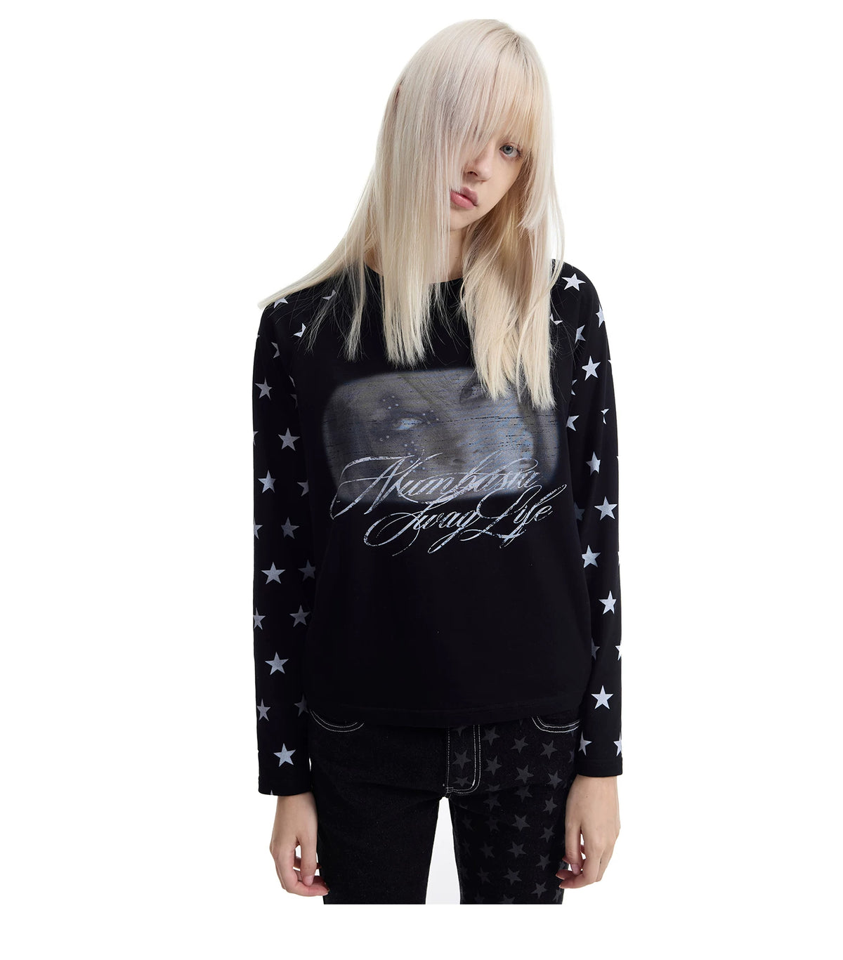Star Raglan Portrait Script Print Long Sleeve Tee - Black model front