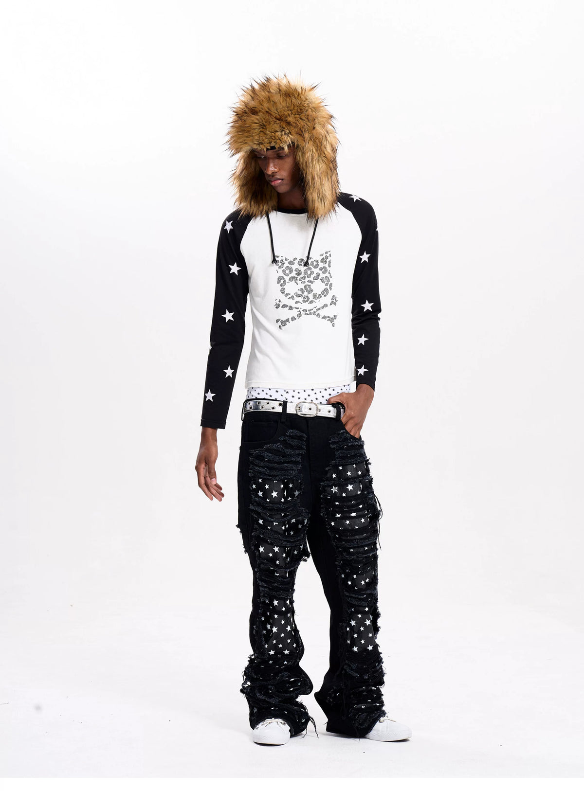 Fourth3ex Rhinestone Skull Cat Raglan Long Sleeve Tee - White full-length view