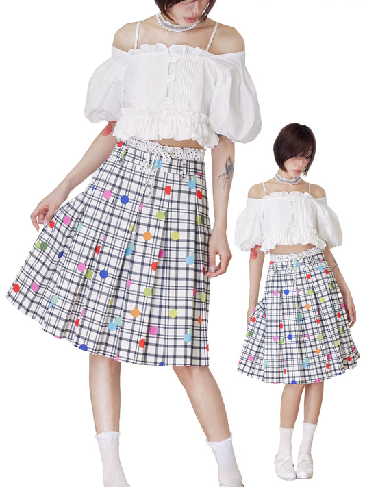 BeatleLady Plaid & Polka Dot Pleated Skirt - White plaid and multicolored dots - modeled styling
