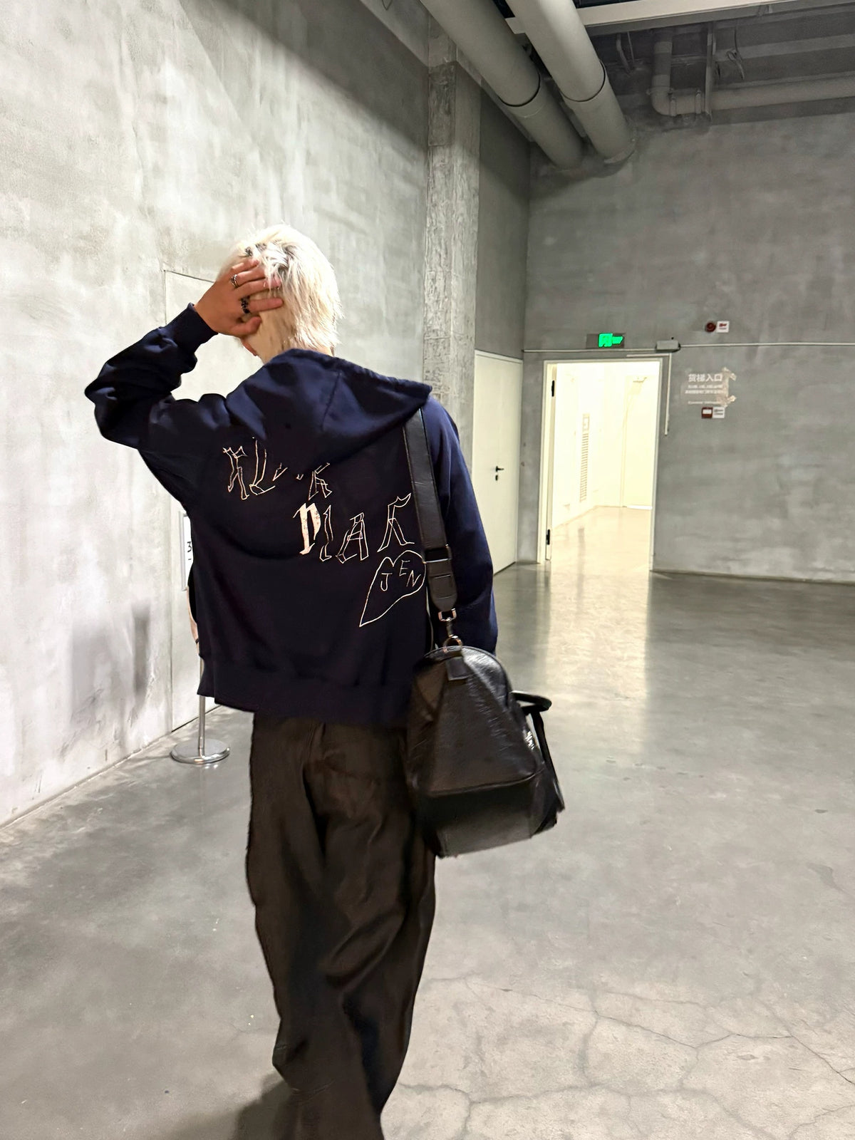 Doll Face Graffiti Print Cropped Zip Hoodie - Worn back view