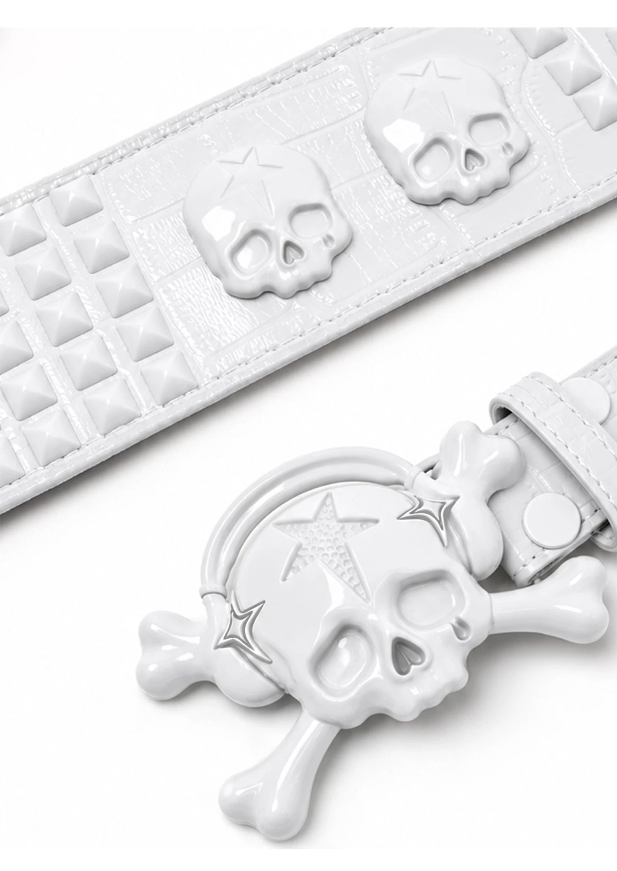 Wasted Skull Buckle Studded Leather Belt - white stud and buckle detail