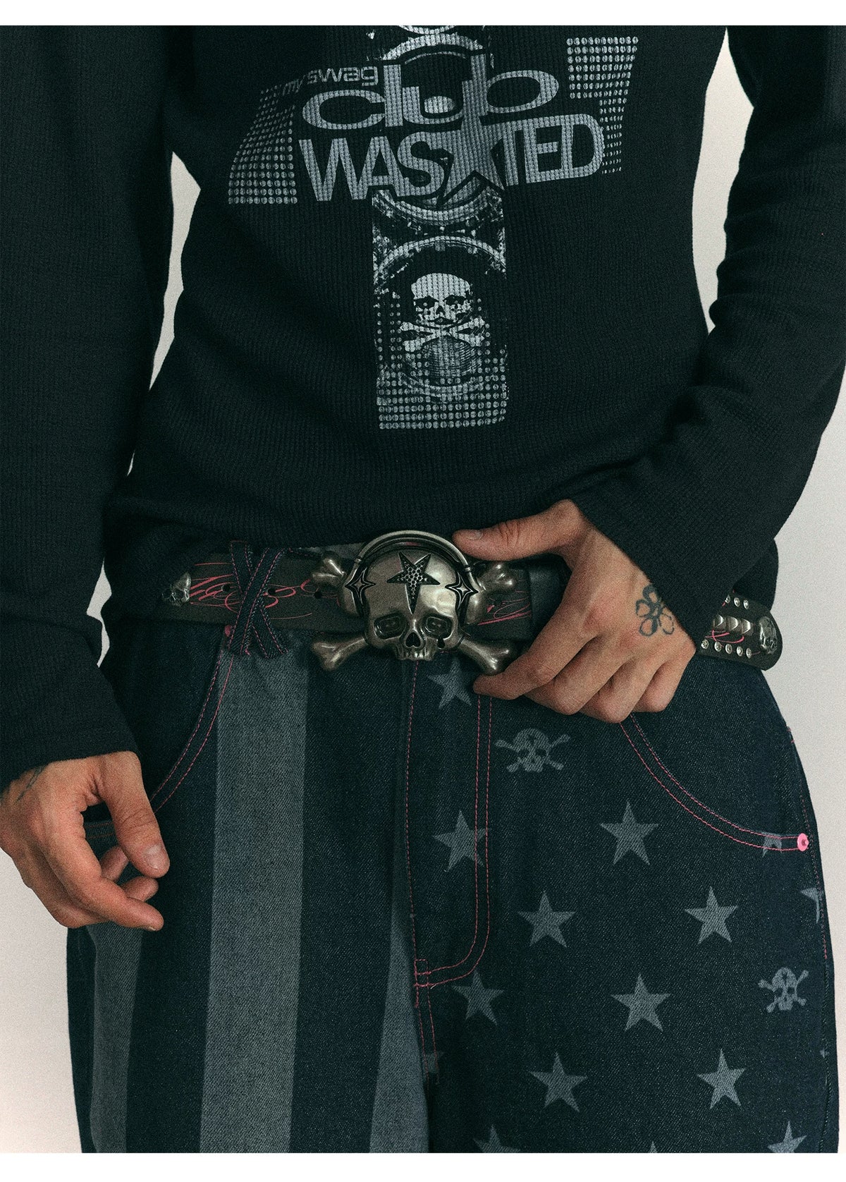 Wasted Skull Buckle Studded Leather Belt - black outfit front