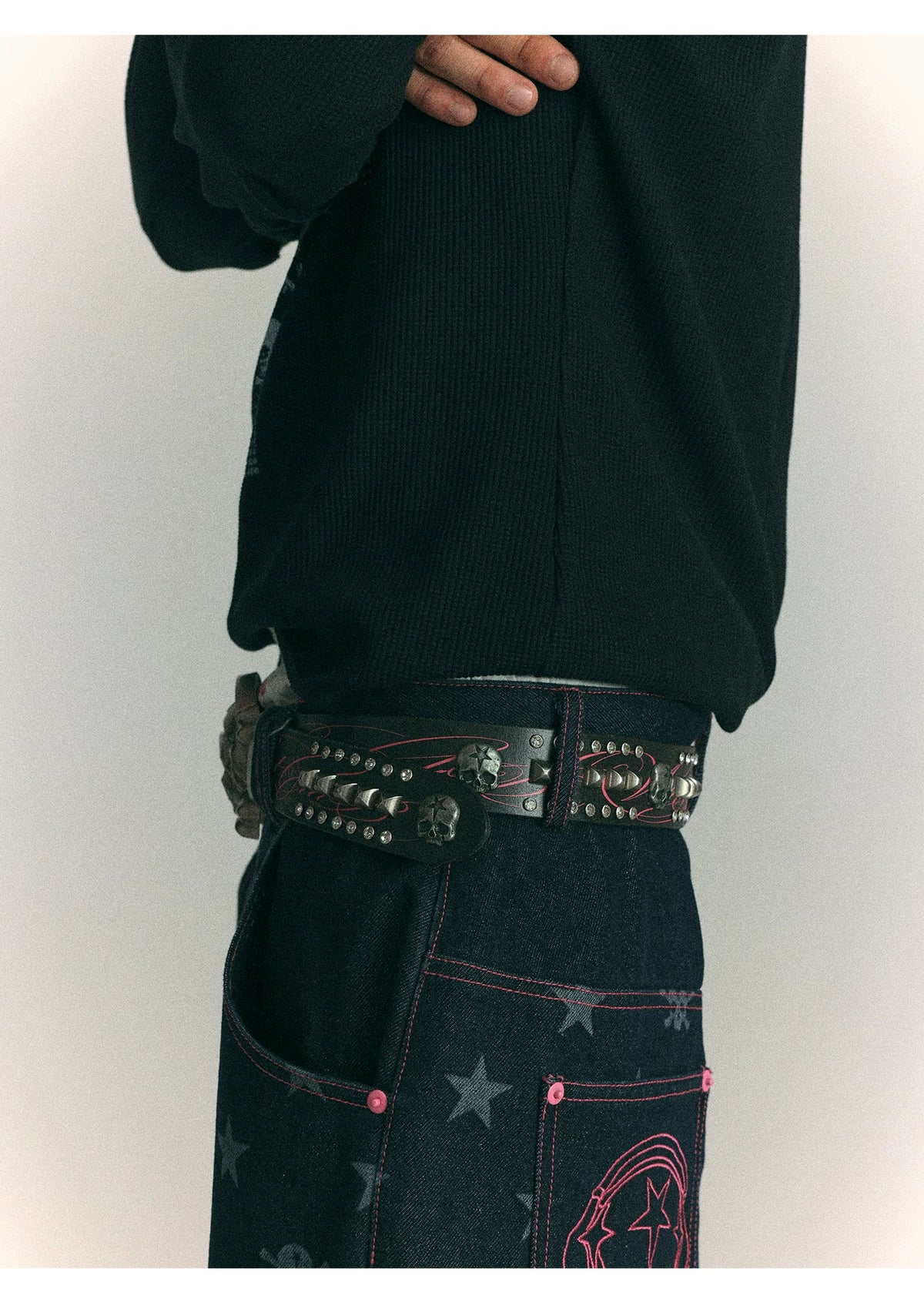 Wasted Skull Buckle Studded Leather Belt - black outfit side