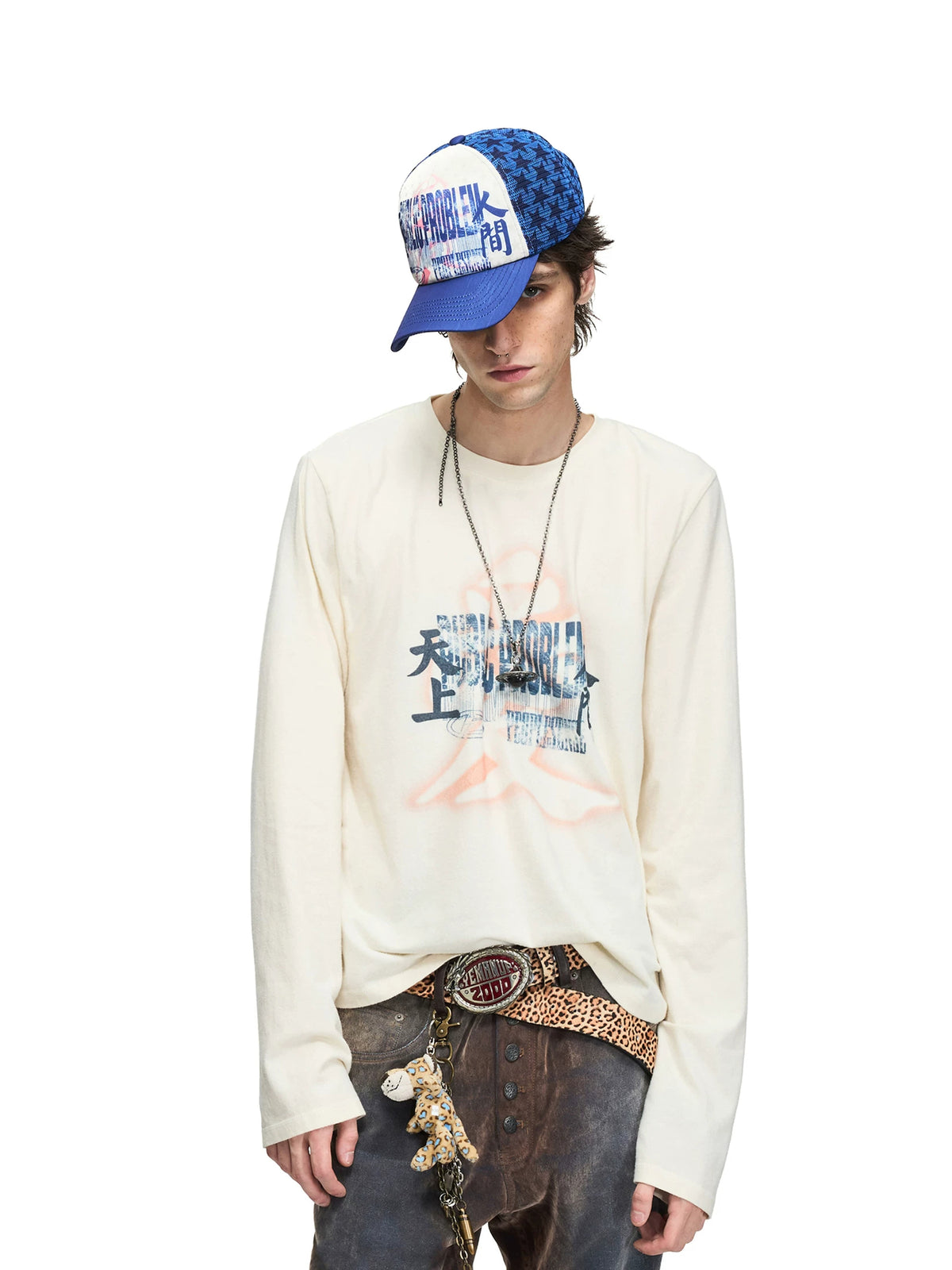 PEOPLESENSE Distressed Gradient Print Long Sleeve Tee - front with cap