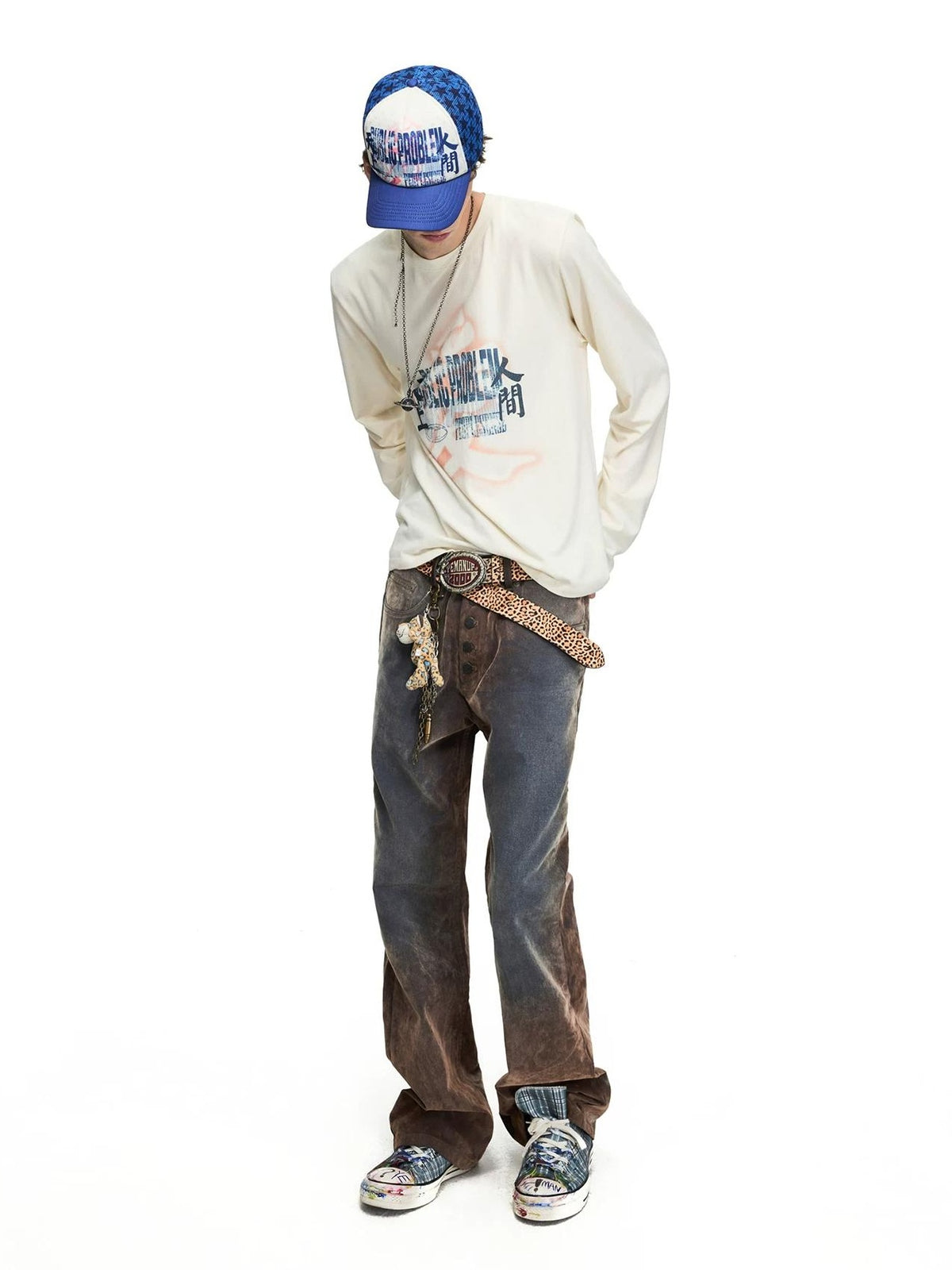 PEOPLESENSE Distressed Gradient Print Long Sleeve Tee - full look side