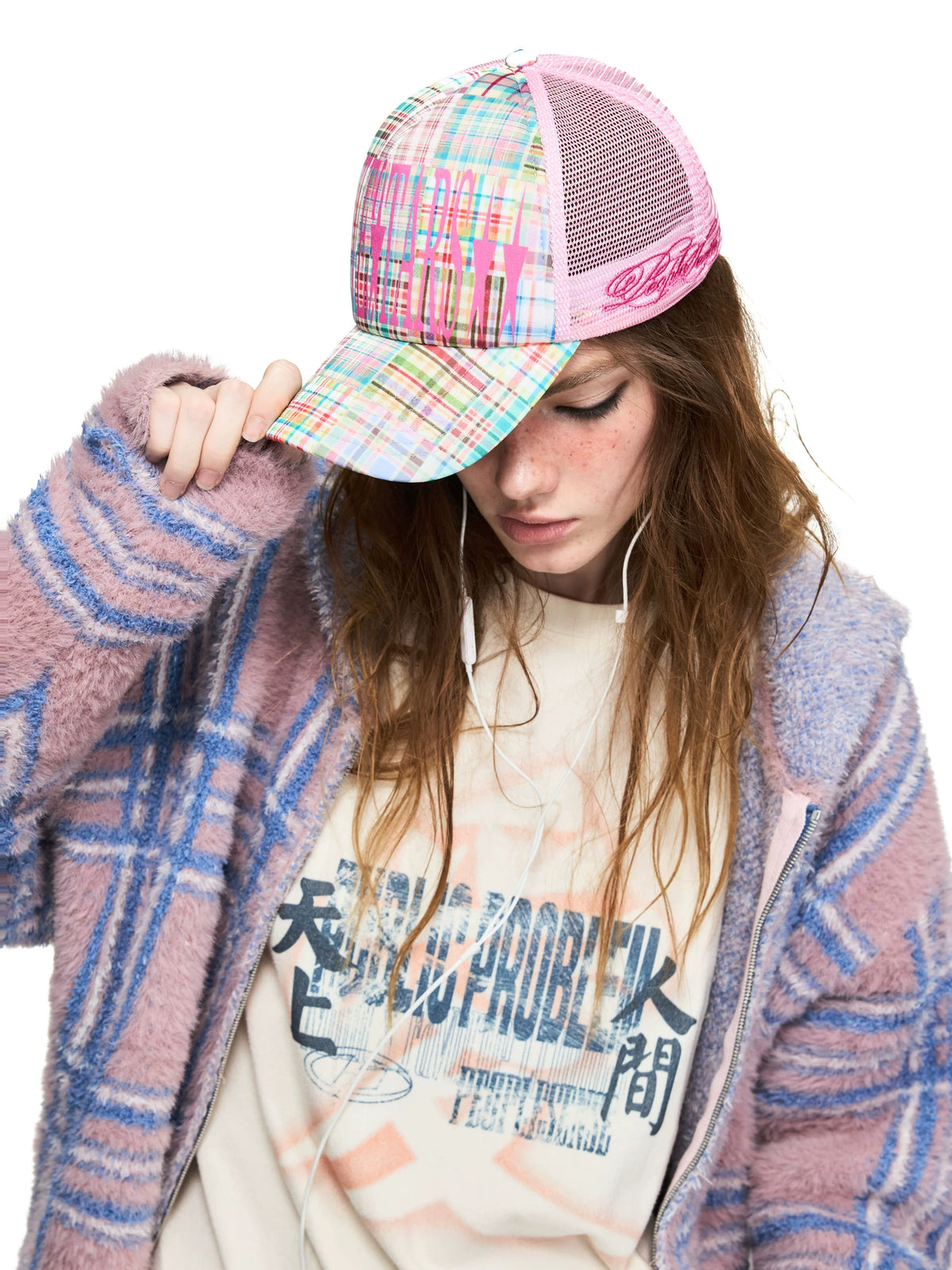 PEOPLESENSE Pink Plaid Flocked Embroidered Mesh Trucker Cap - model look 2