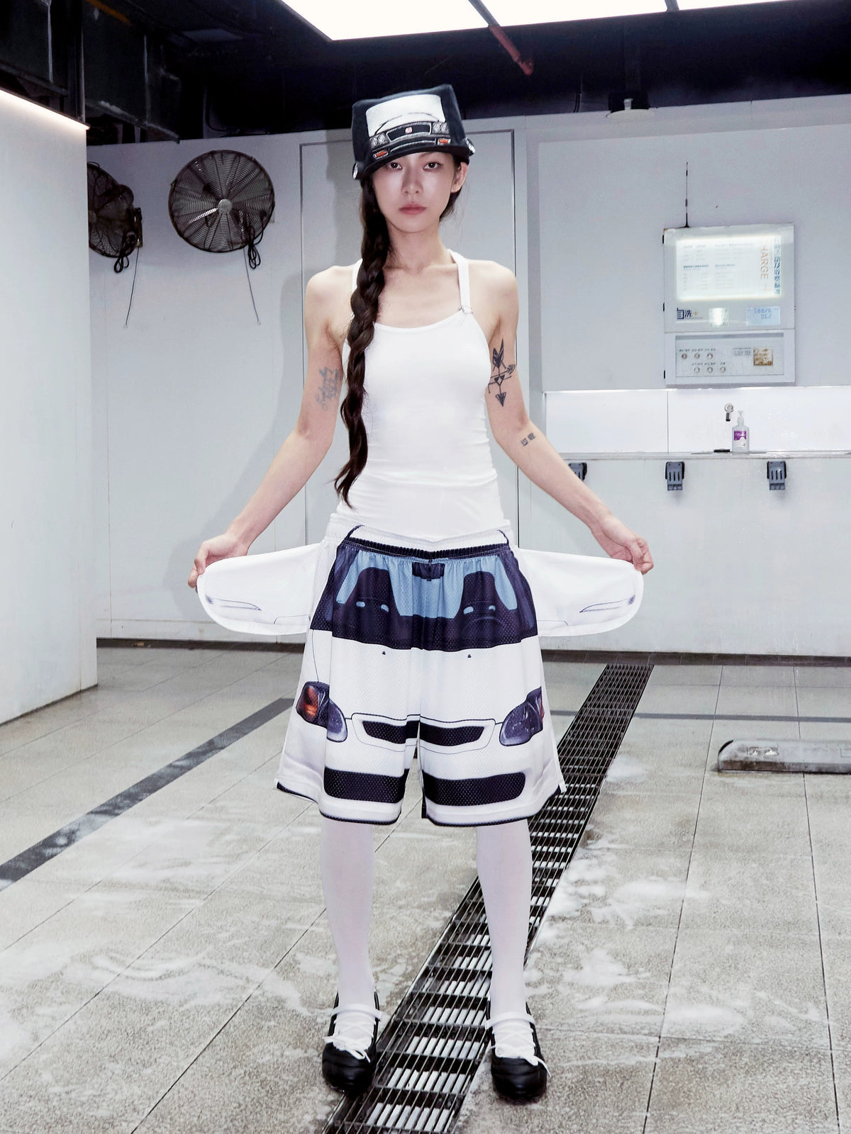 USIC Car Print Mesh Shorts - model view 16