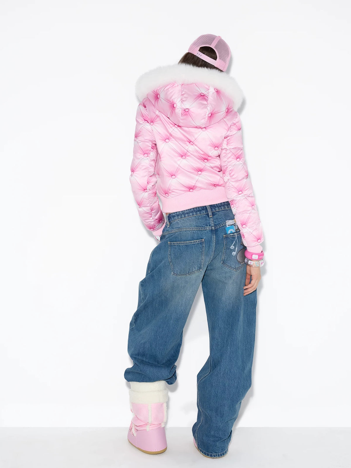 Rear view of pink sofa print down jacket