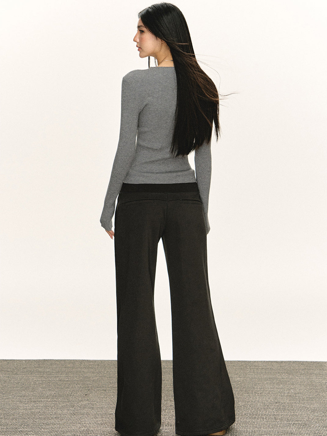ARISEISM Retro V-Neck Slim-Fit Long-Sleeve Top - view 11