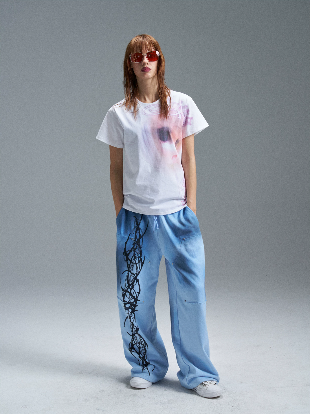 PAIKI Girl Portrait Graphic T-Shirt - view 12