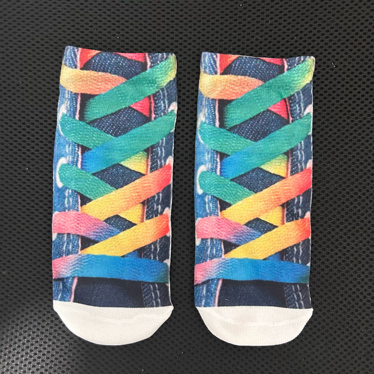 Novelty graphic print ankle socks - Rainbow Sneaker