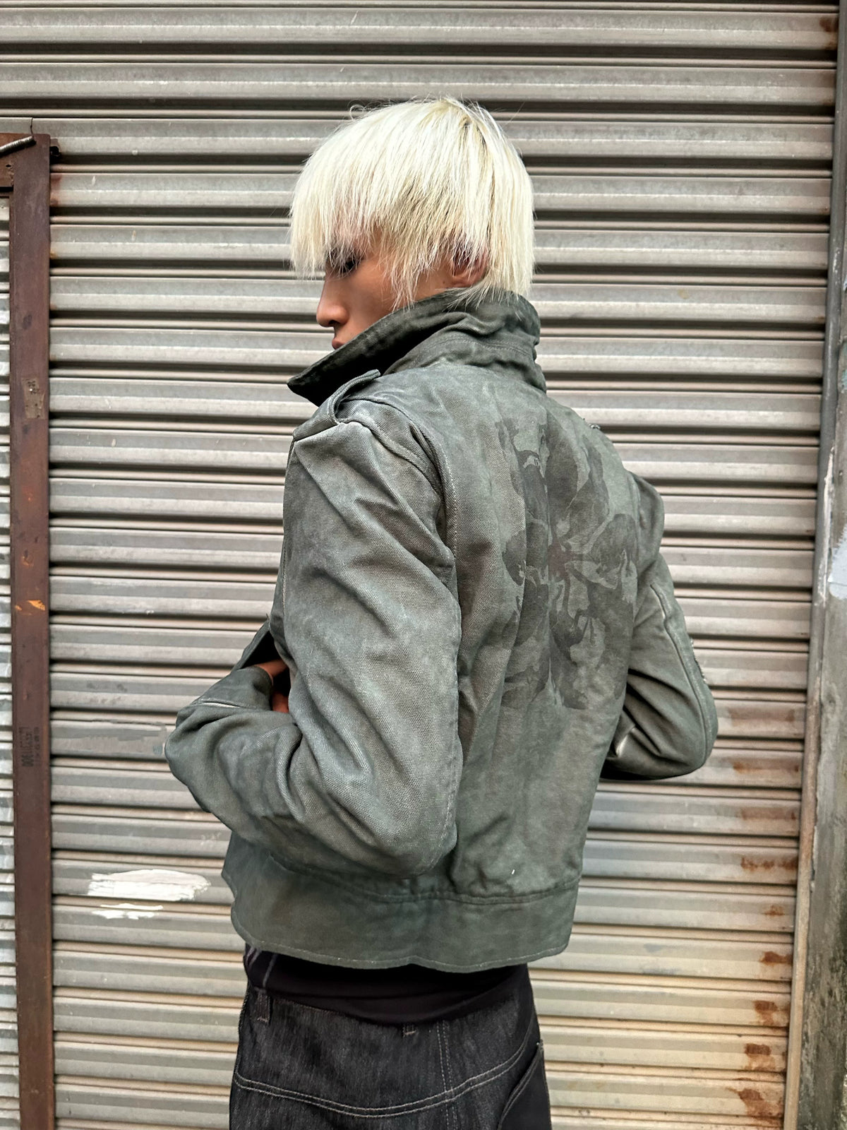 King Rat Print Dyed Cropped Biker Jacket - Gray Green back