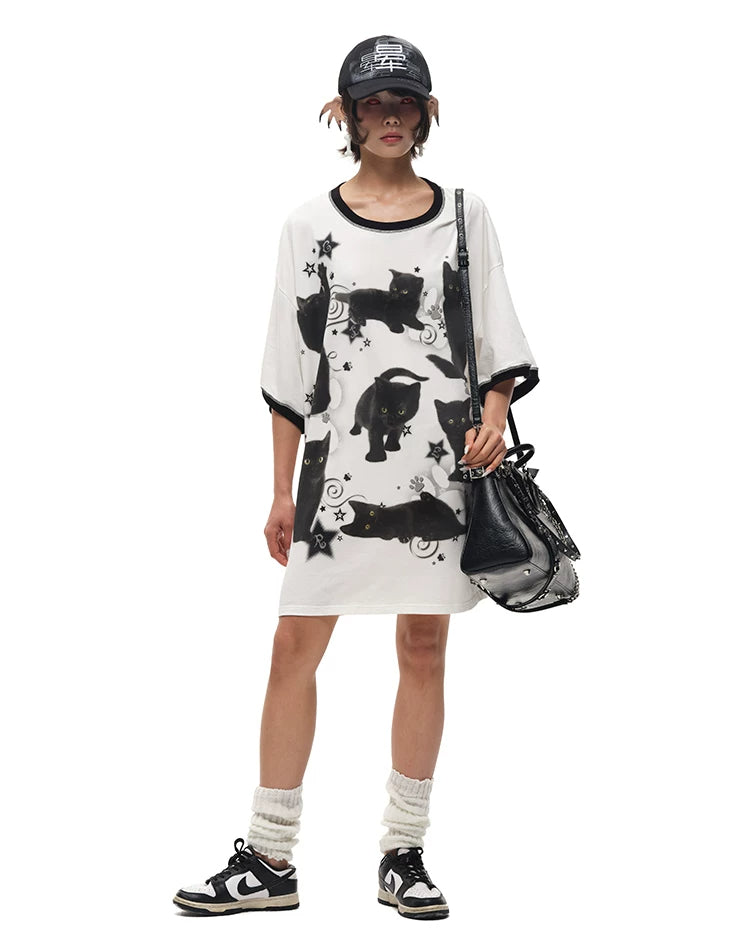 CFIERCE Black Cat Print Oversized T-Shirt - oversized black cat print tee model angled