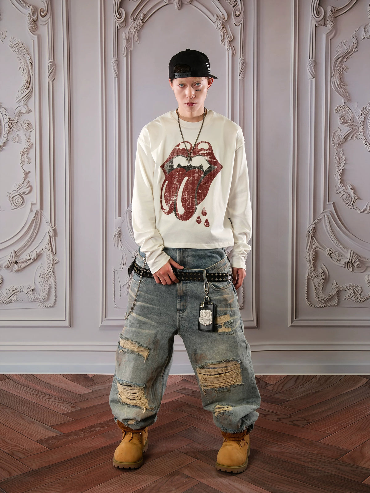 THEWET Distressed Fang Tongue Graphic Cropped Long Sleeve Tee - Off-White full look