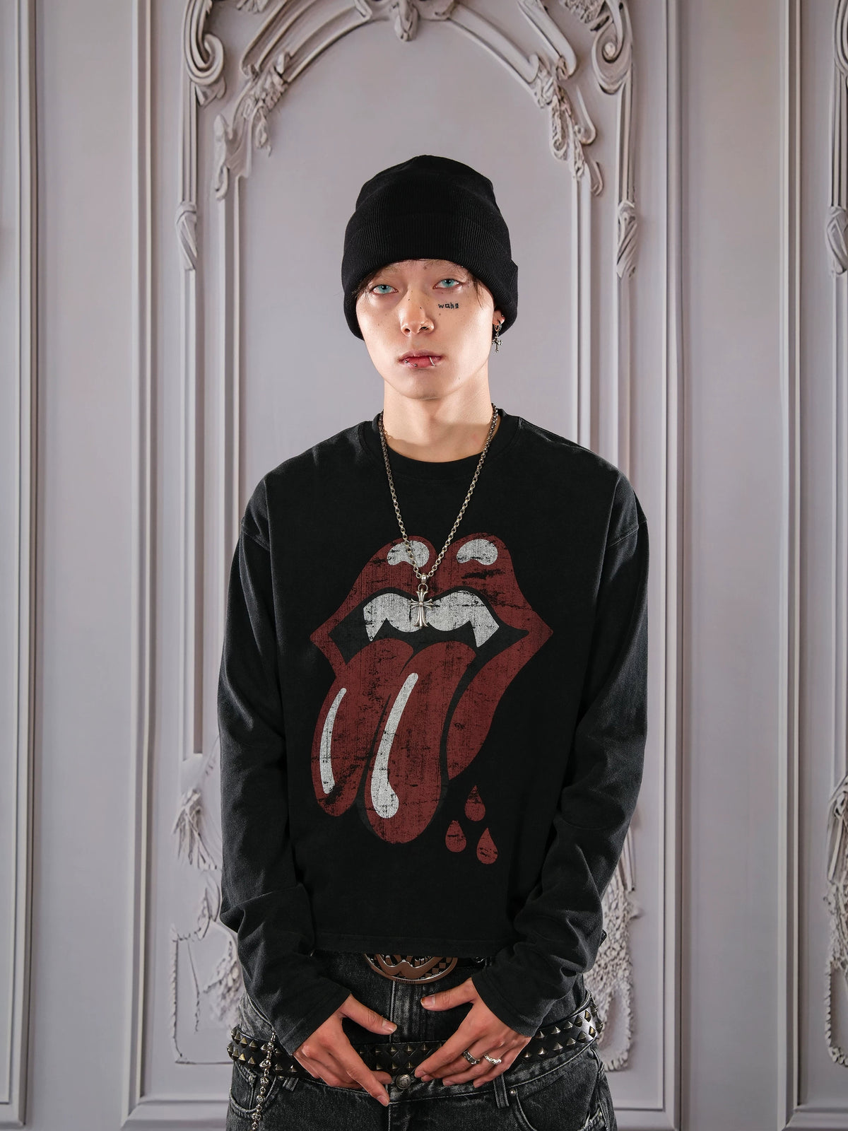 THEWET Distressed Fang Tongue Graphic Cropped Long Sleeve Tee - Washed Black styled