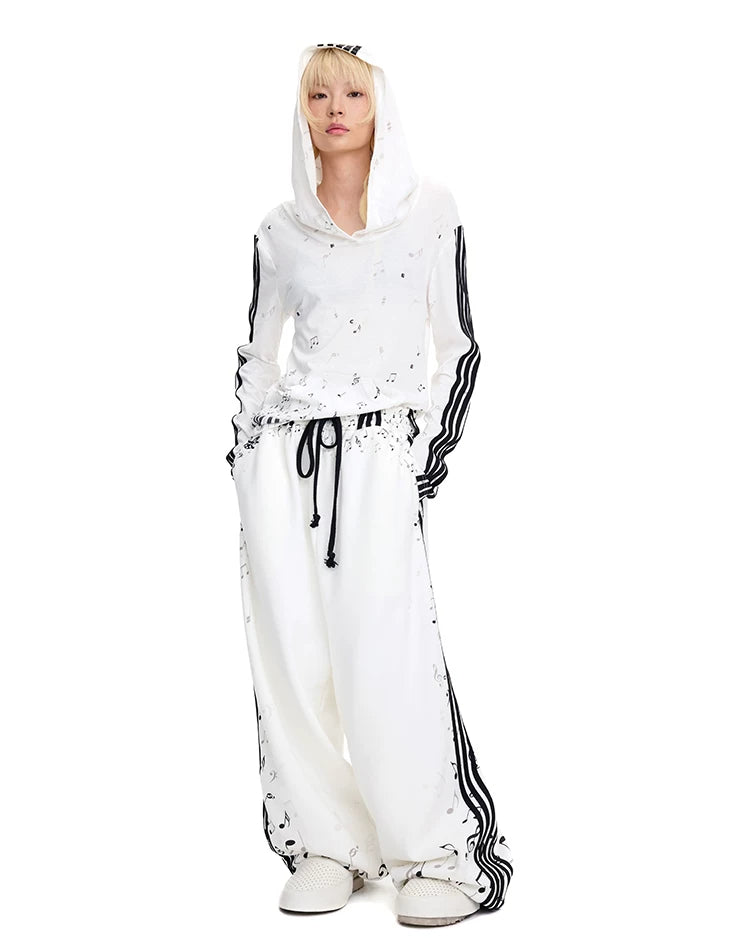 CFIERCE Music Staff Print Wide-Leg Sweatpants - white music staff sweatpants model full front