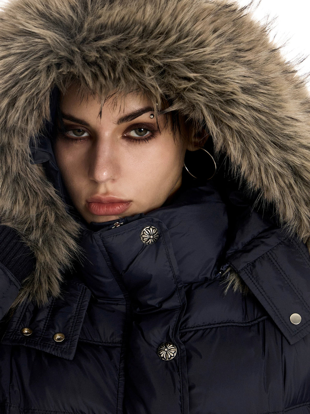 0123Start Navy Detachable Fur Hood Cropped Puffer Jacket - Navy closeup of faux fur hood
