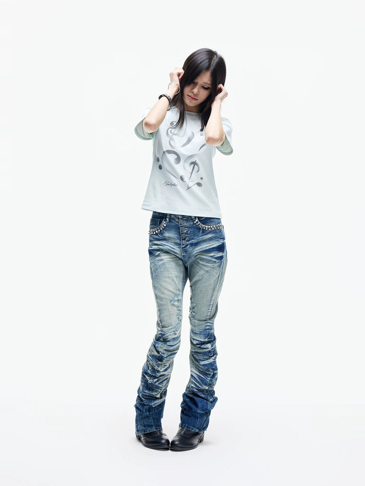 Lightinus Studded Cracked Wash Stacked Saber Jeans - Ice Blue full look