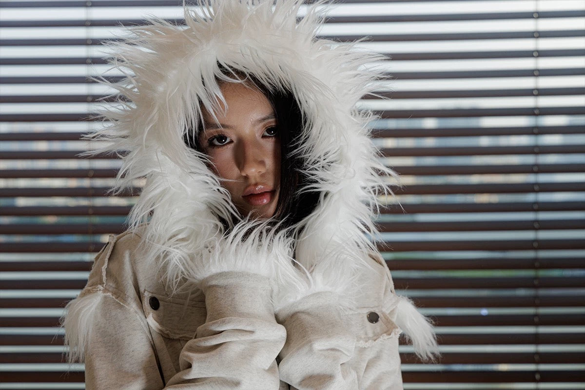 Crest Print Frayed Patchwork Fur Collar Jacket