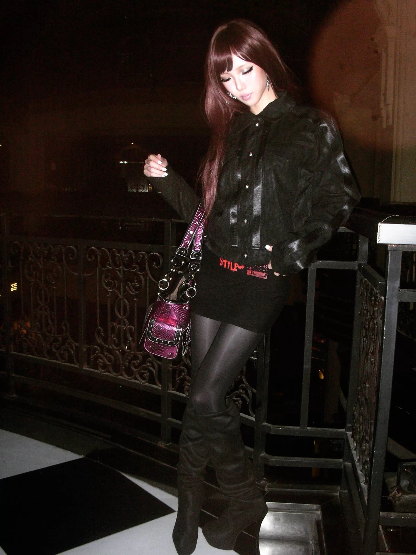 Vein Texture Silver Black Cropped Leather Jacket